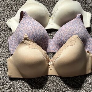 2/$12 Maidenform Wireless Push Up Bra Hanes Wireless Bra Bundle 34D
